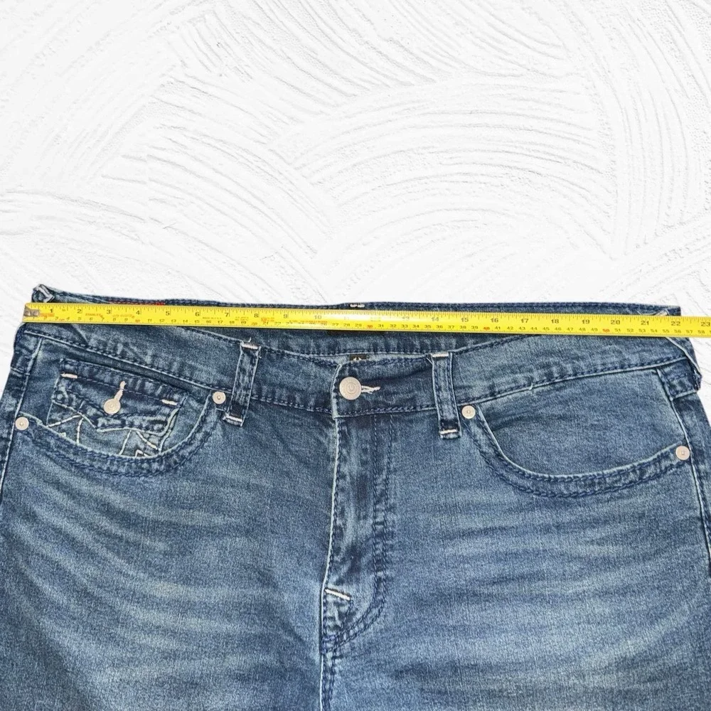 True Religion Geno Jeans Mens 42(44X31) Relaxed Slim Tapered Denim Stretch
